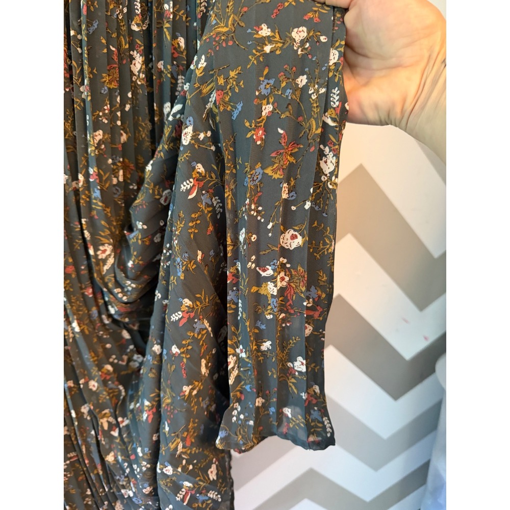 Baltic Born Floral Pleated Flutter Sleeve Midi Dress Large - Picture 6 of 9